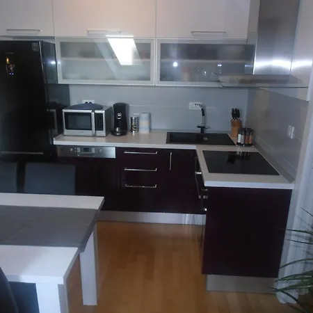 Apartamento Gloria Luxury Varos *