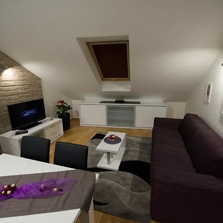 Apartamento Gloria Luxury Varos Split