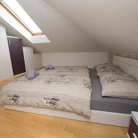 Apartamento Gloria Luxury Varos